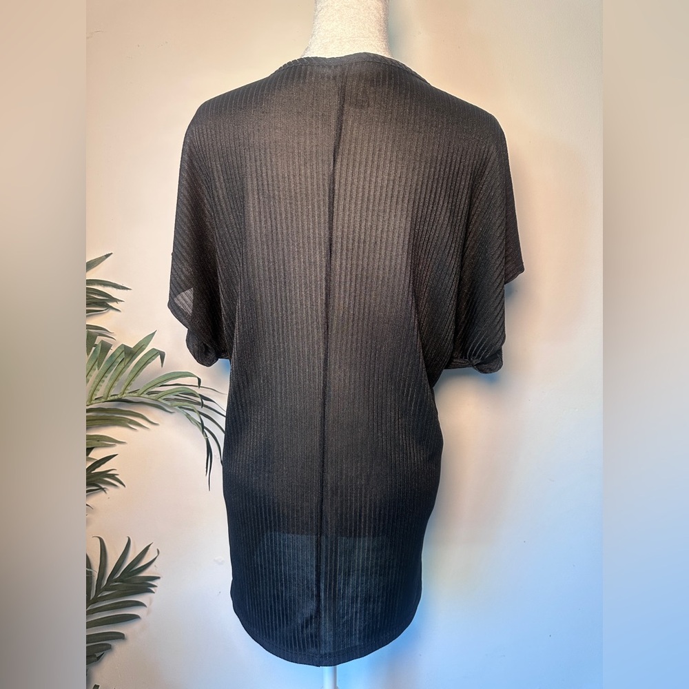Privy Women’s Black Ribbed Sheer V-Neck Top/Blouse Msrmnts in Photos - Picture 3 of 9
